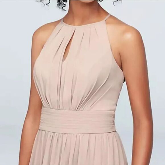 David's Bridal Grey High Neck Chiffon Formal Maxi Dress w/ Keyhole Plussize 16 - Picture 4 of 16